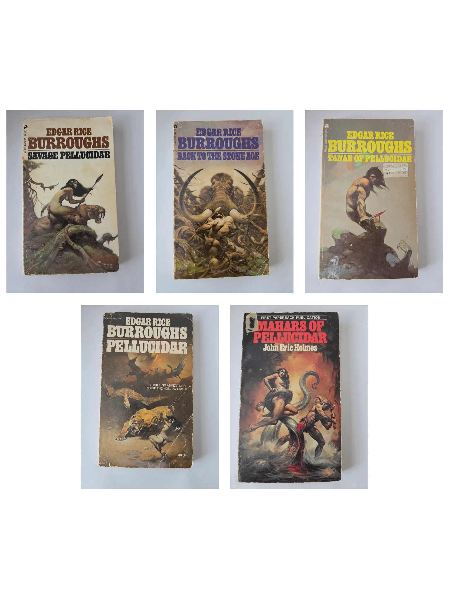 Vintage Pellucidar Collection – 5 Ace Paperbacks – Edgar Rice Burroughs & John Eric Holmes product image (1)