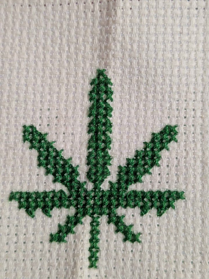 Med Leaf Cross Stitch Pattern product image (2)