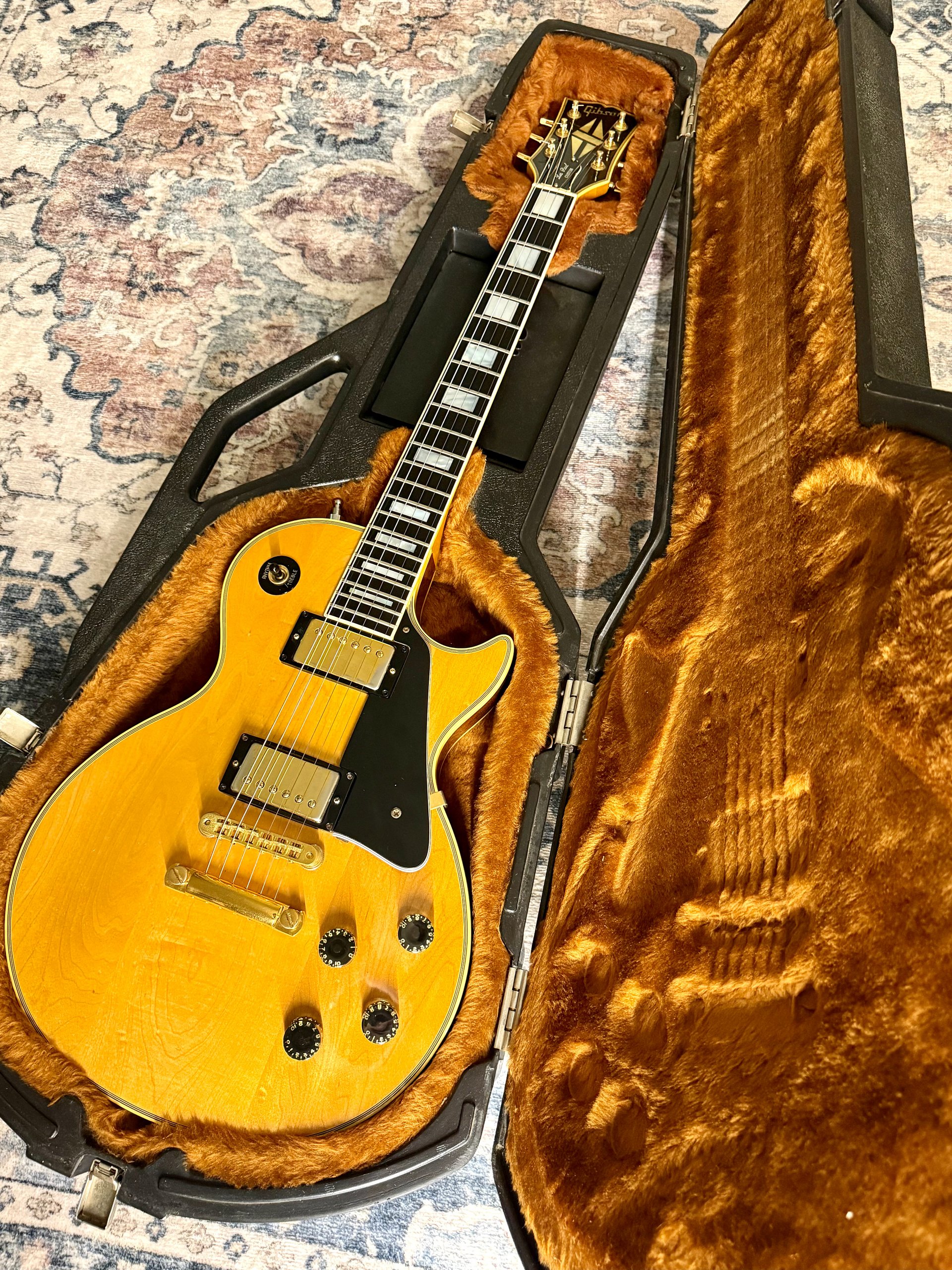 1982 Gibson Les Paul Custom "BLONDE BEAUTY" Natural Finish + GOLD Plush Chainsaw Case product image (6)
