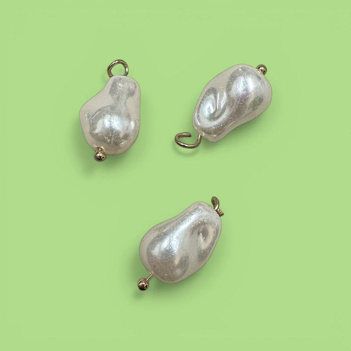 Pearl Irregular Shape Whinny Winners Braid and Bridle Charms for Horses | Little Shop of Ponies product image (1)