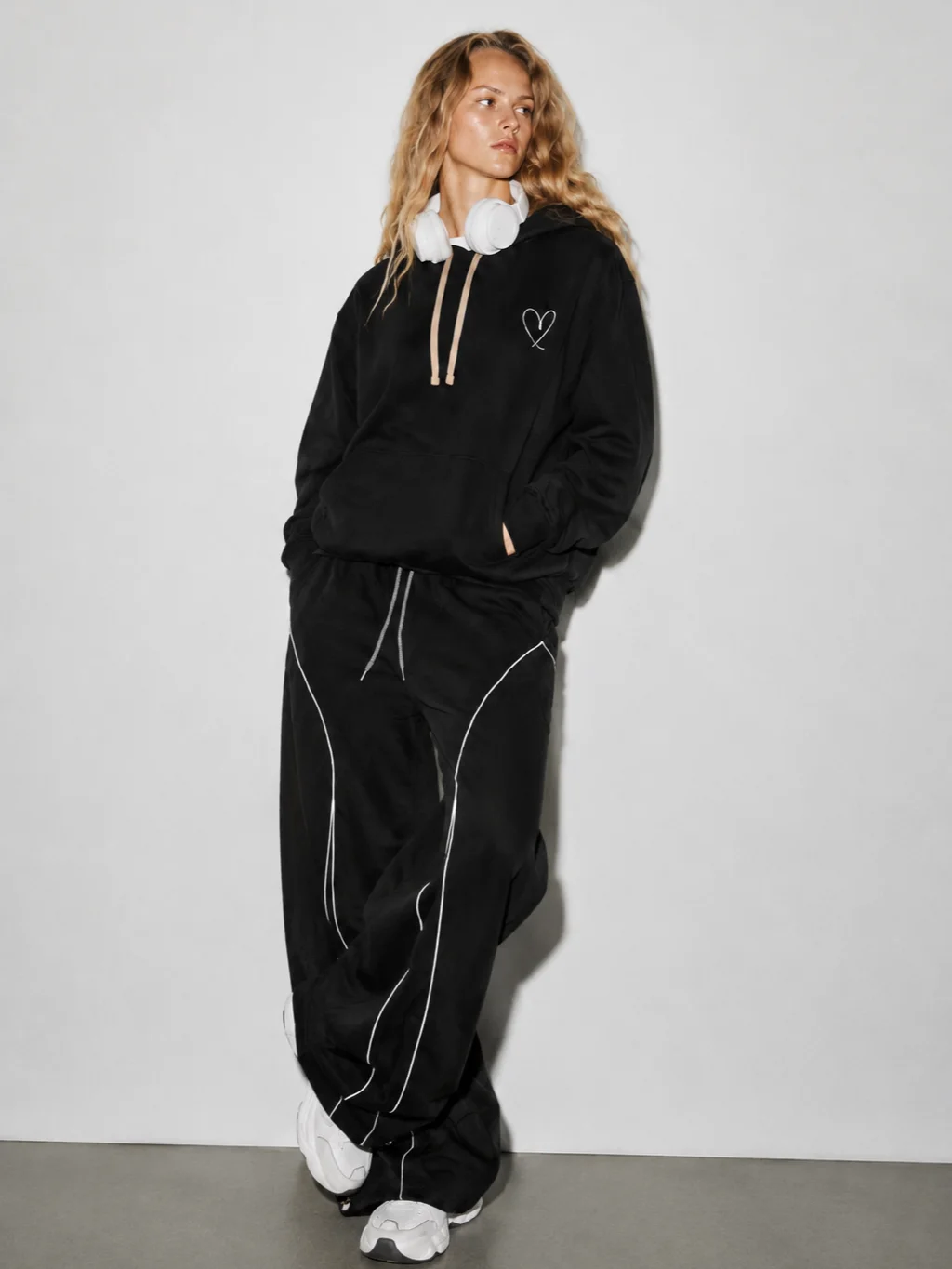 Girl Therapy Heart Hoodie product image (5)