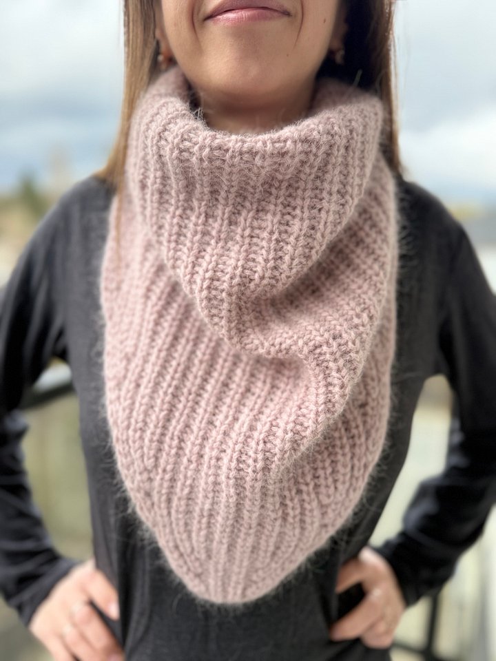 Knit Baktus Scarf Pattern product image (2)
