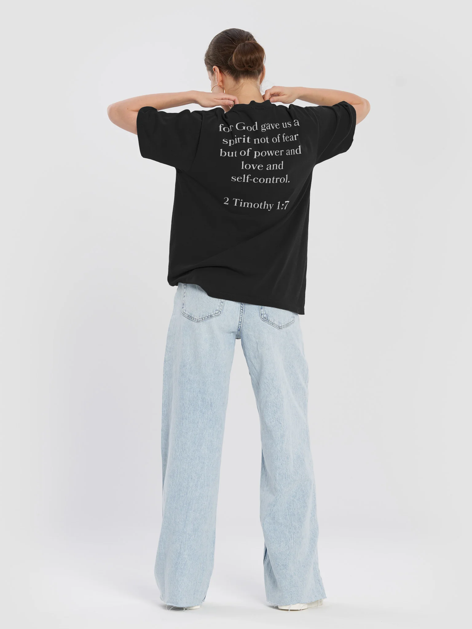 God Gave Us a Spirit Not of Fear Pocket Tee product image (46)