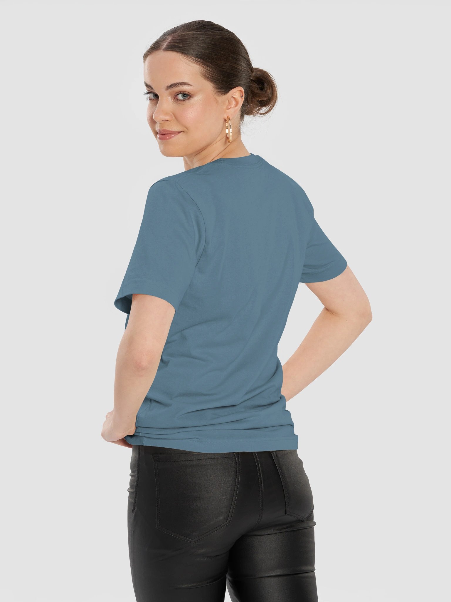 Wise & Wild, Made in the '70s | Vintage Midlife Graphic Tee product image (31)