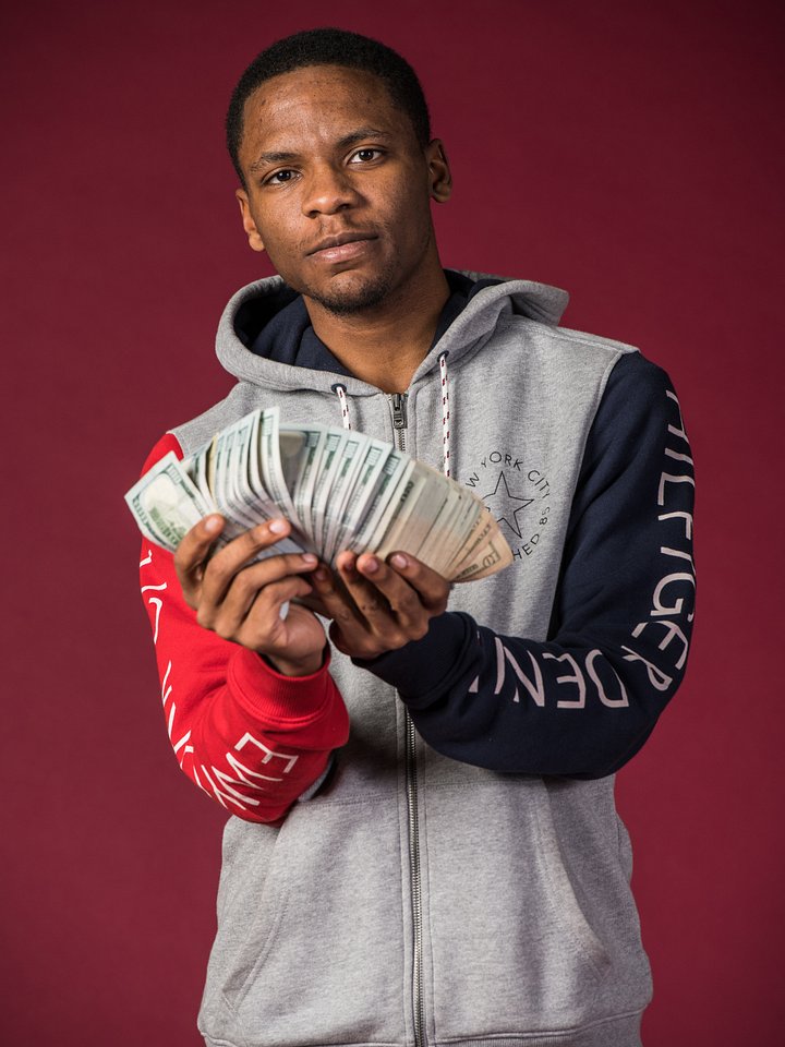 M.O.E. : MONEY OVER EVERYTHING (AUDIO BOOK) product image (2)