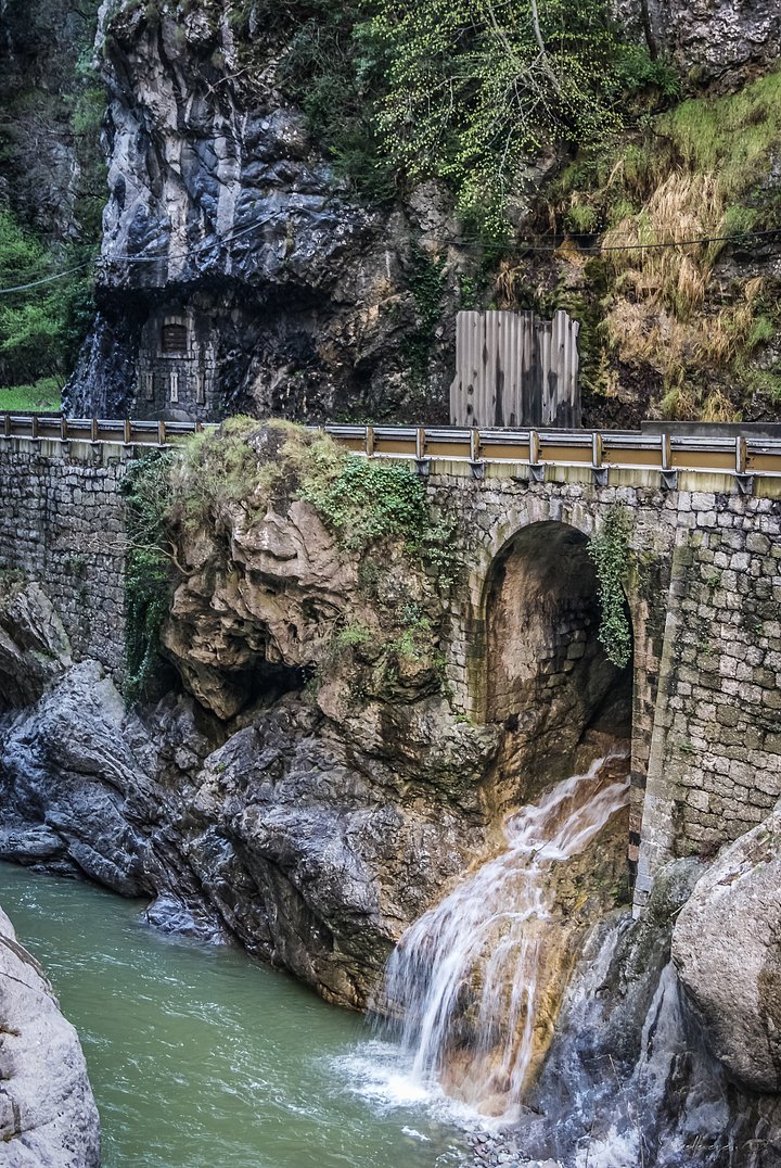 Fine Art - Crystal Bunker Waterfall product image (1)