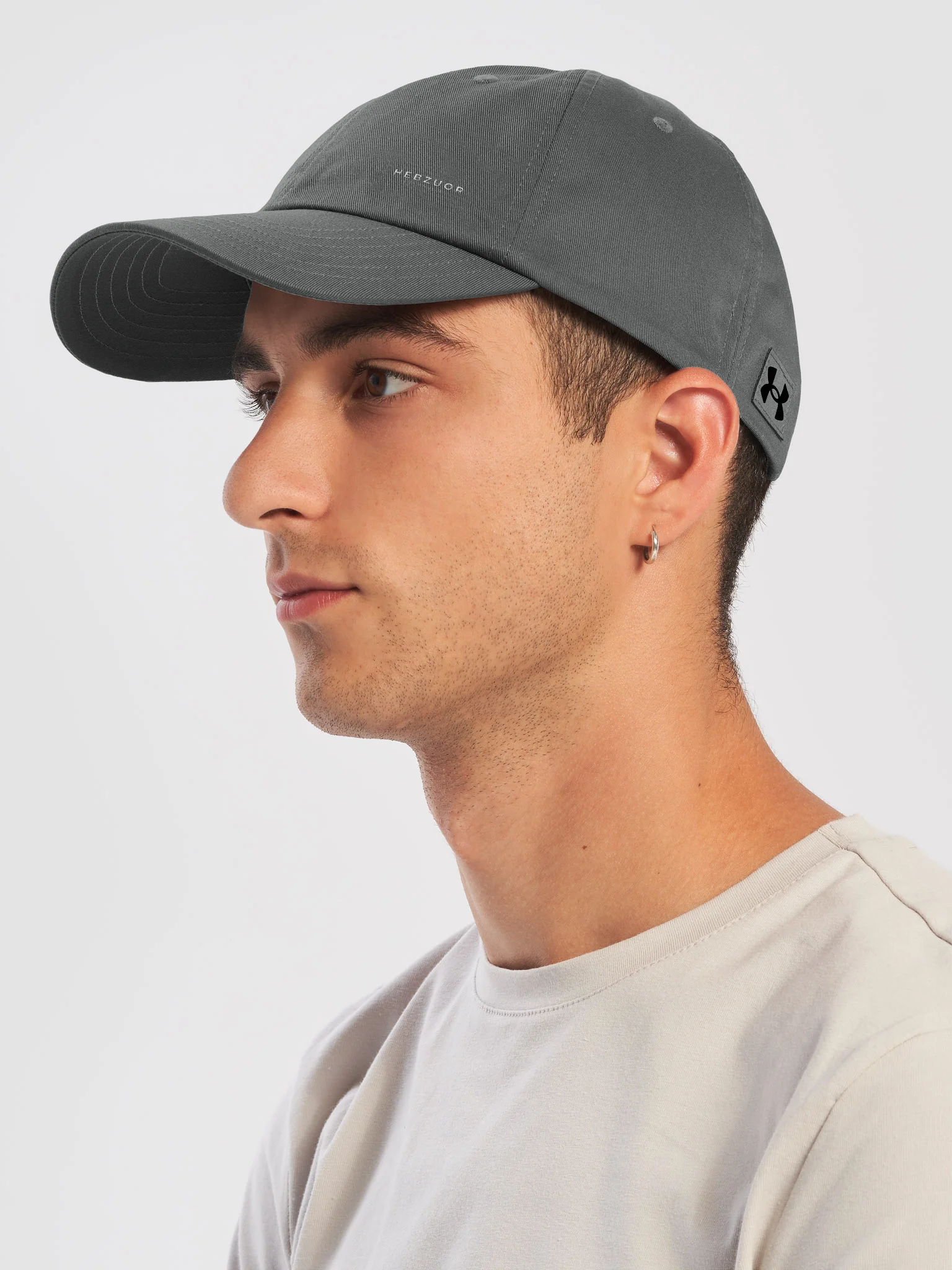 Essentials 1.1h product image (31)