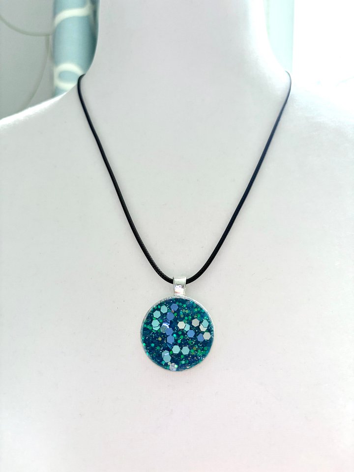 MFD-00234 | Ocean’s Sparkle – Resin Glitter Pendant Necklace | Handmade Jewelry by Monique Faella Designs™ product image (2)