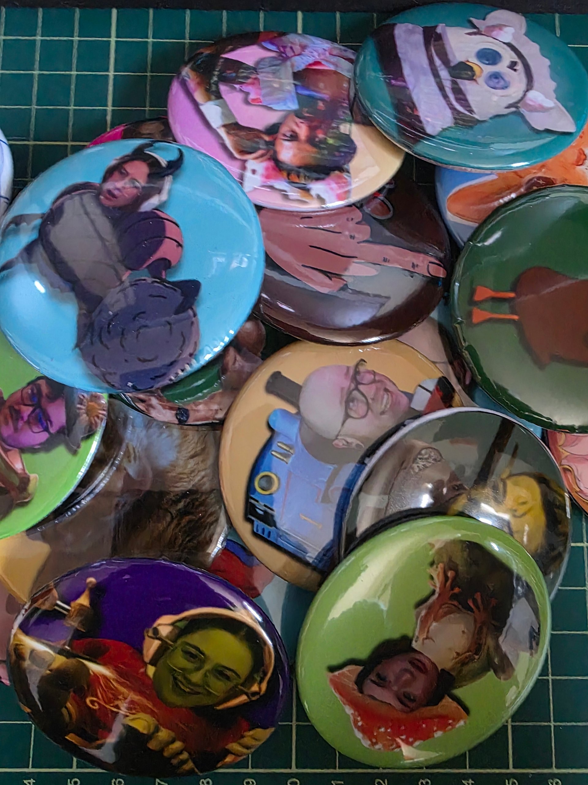 Custom Design - Button product image (1)
