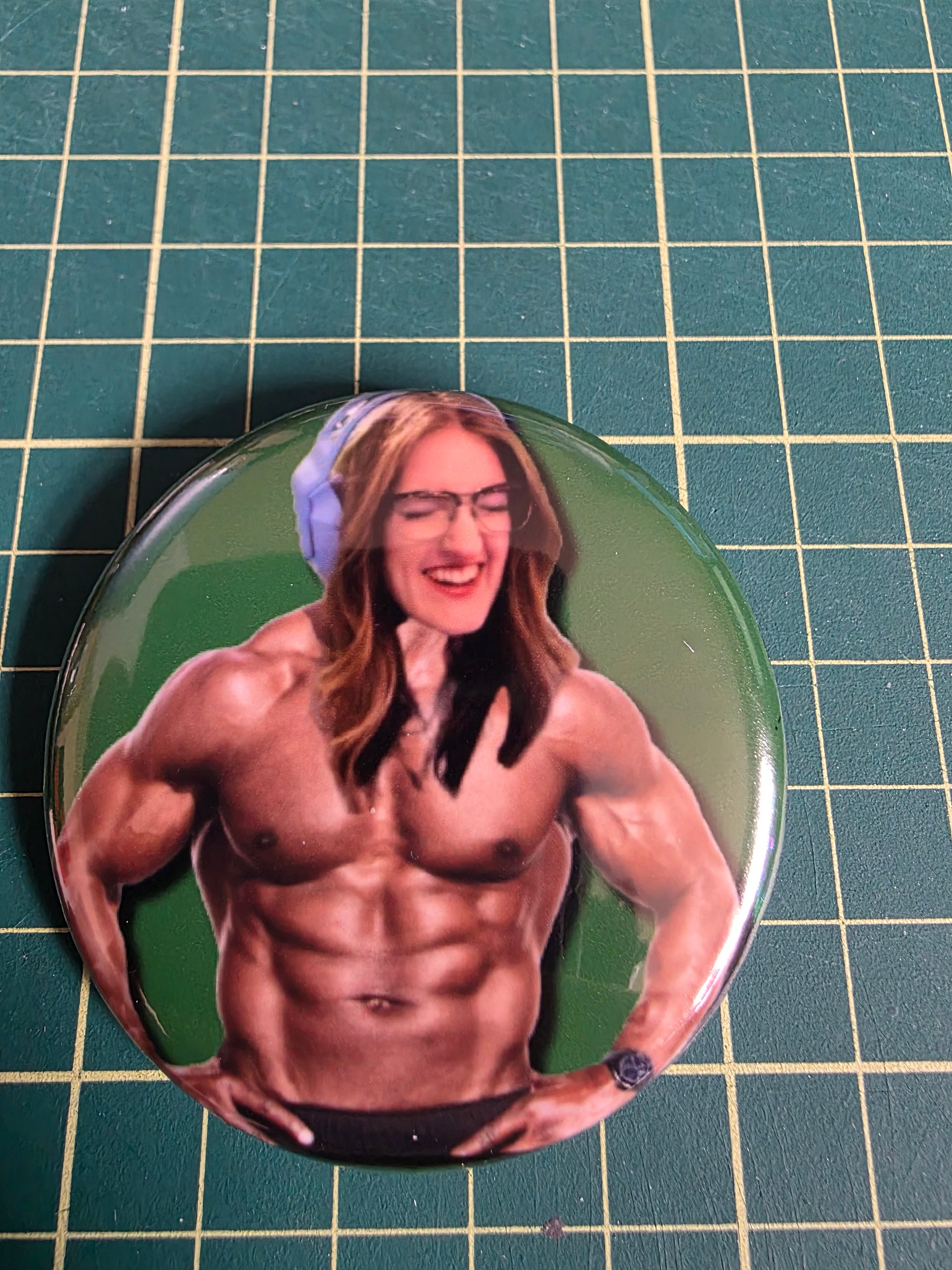 Wicky Cruz - Button product image (1)