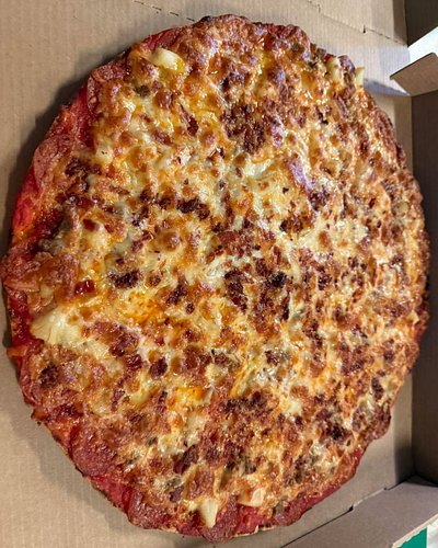 Pizza made right… and a Toasted Ravioli is pretty good too.