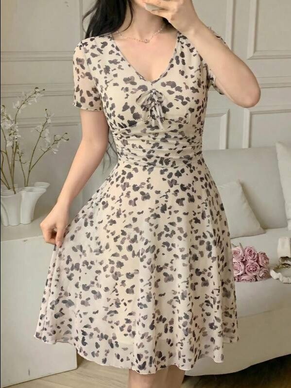 Feyla ADLEST Women's Front Tie Full Print V-Neck Short Sleeve Mini Dress product image (3)