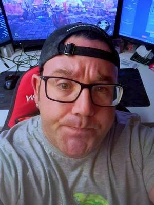 No I wasnt live on saturday! Your balls lied! I am #live now with #monsterhunterwild why not come have a break and a flick! #openlobby right now!!