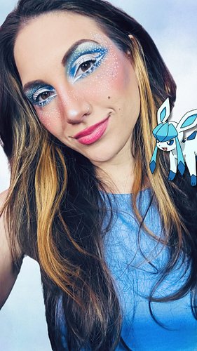 Whimsy Winter Wonderland makeup to keep you cool for the end of Summer with Glaceon 💙❄️💙

Part of the Eeveelution line up - o...
