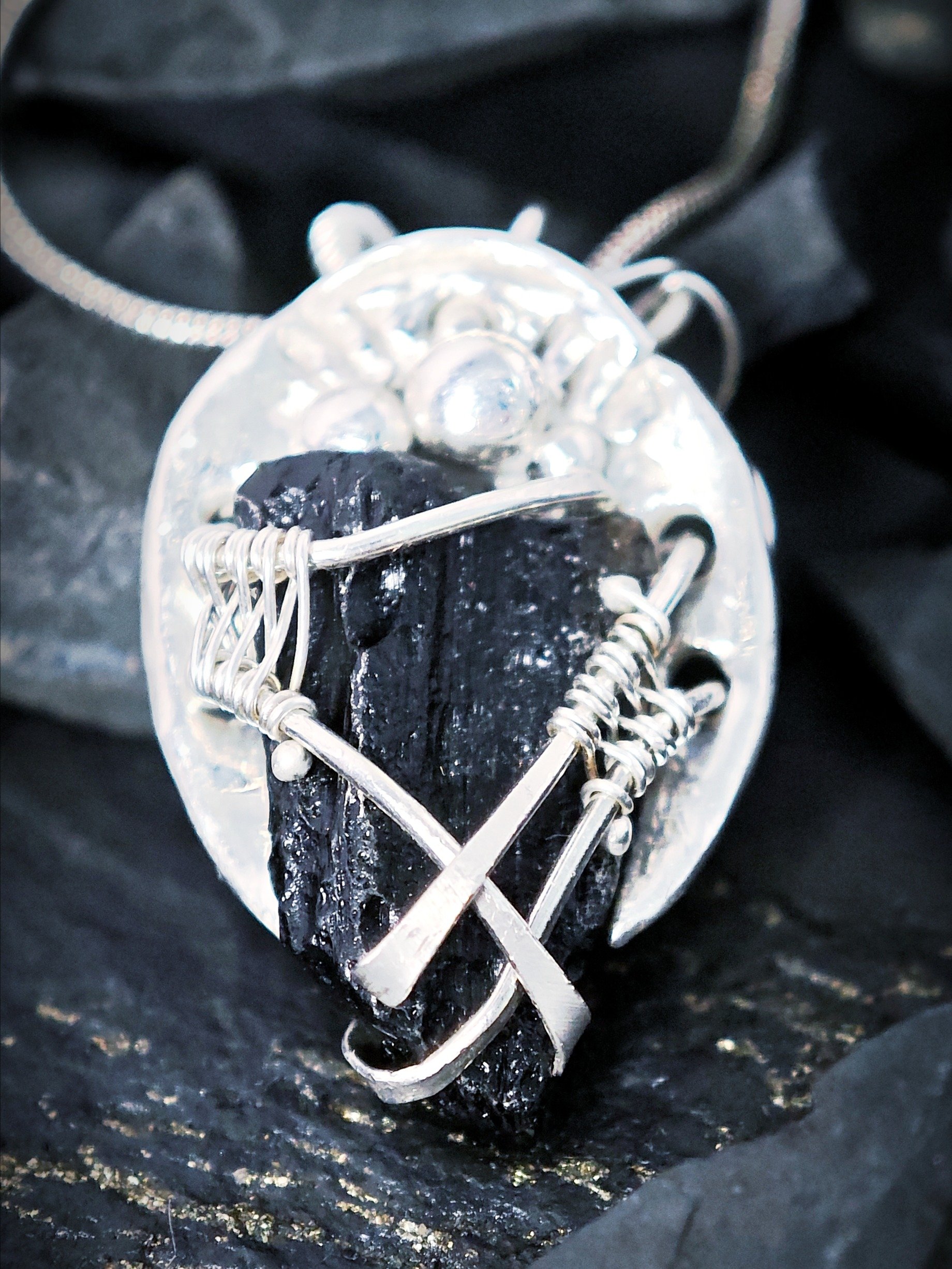 Tektite Mothership Pendant product image (6)