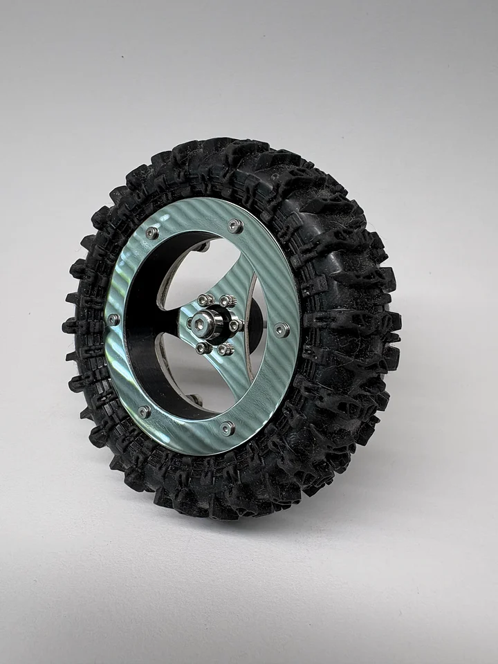 1.8" v2 Spinner Wheels - "Trinity" wheel face with "Blade" spinner product image (2)