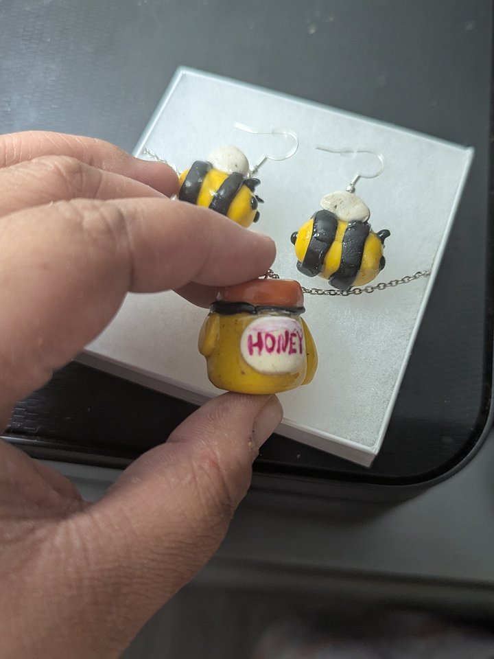 Handmade Bumblebee Earrings & Honeypot Necklace Set product image (2)