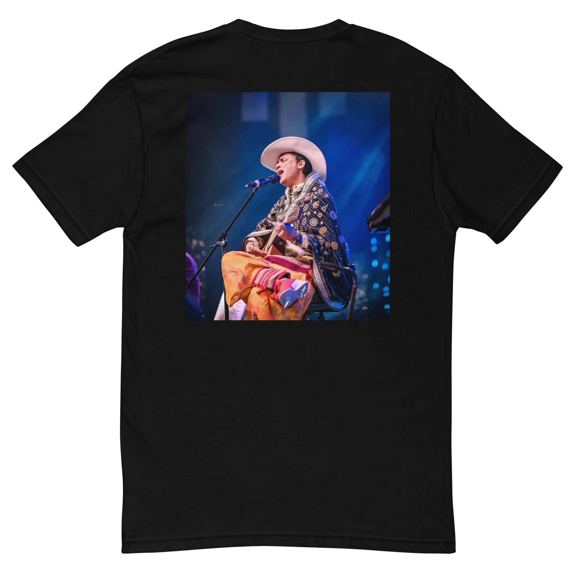 Black T shirt product image (8)