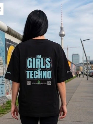 STOREroomBERLIN Zero Crop Top by NANCY dj ® product image (4)