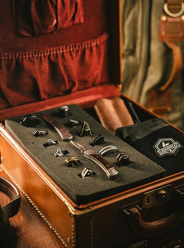 Repurposed with purpose. @thefoundlook #edc #everydaycarry #briefcase #vintage #photography #edcgear #edcstorage #loadout #knife