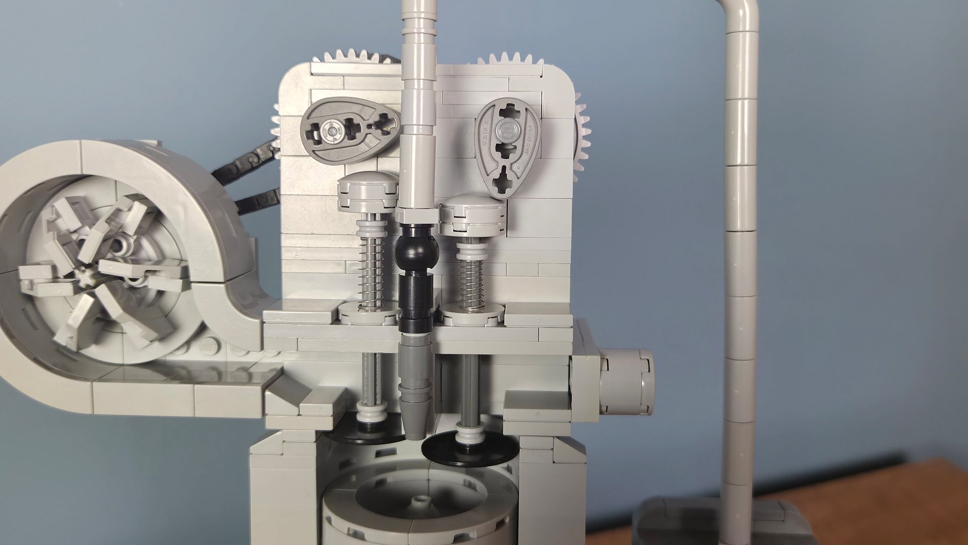 Diesel 4-Stroke Explainer Engine MOC Instructions product image (5)