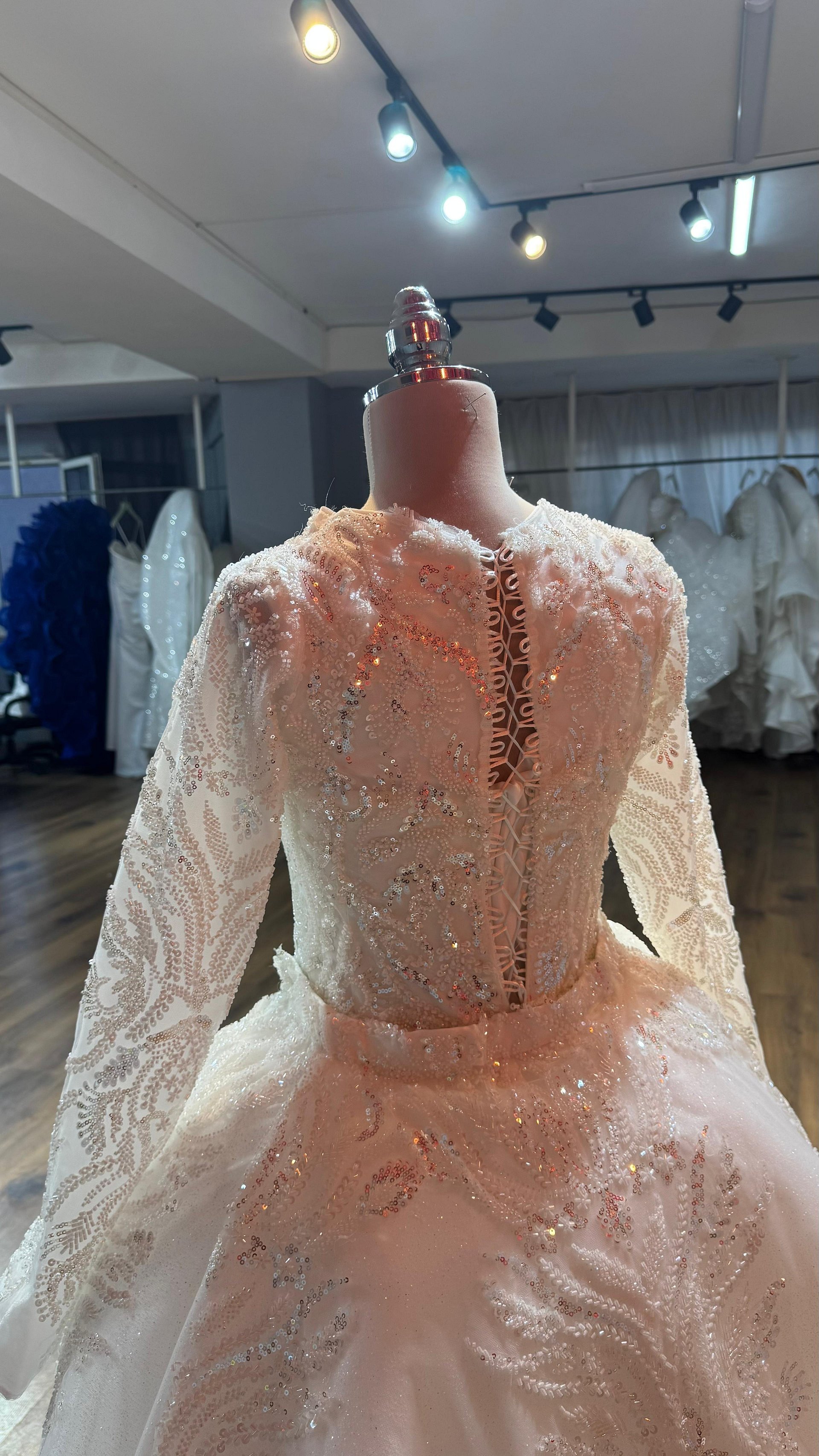 Wedding dress product image (4)