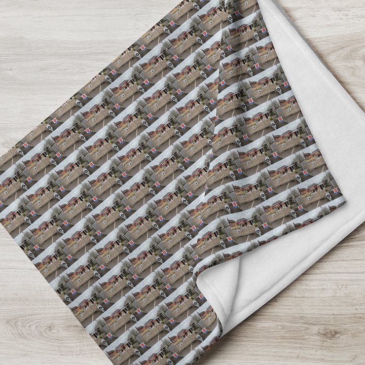 just a big oul blanket wi wimpys on her product image (7)