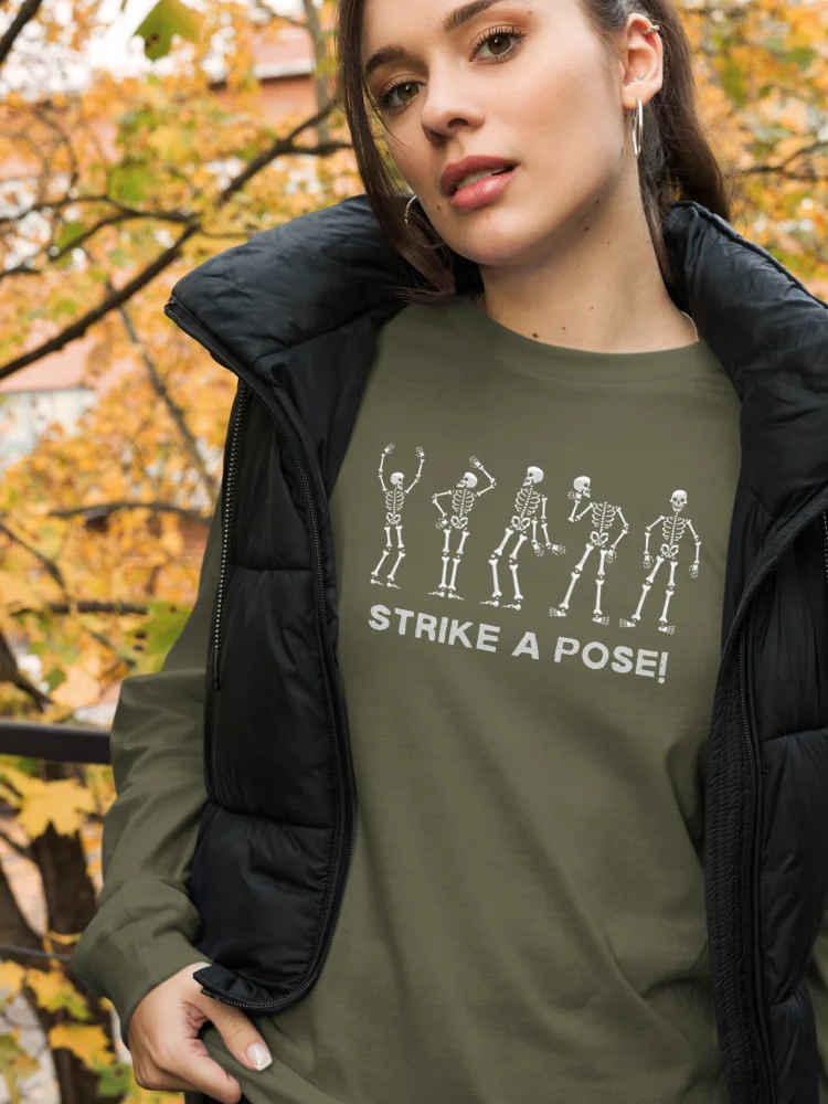 Strike a Pose / Long-Sleeve Tee product image (1)