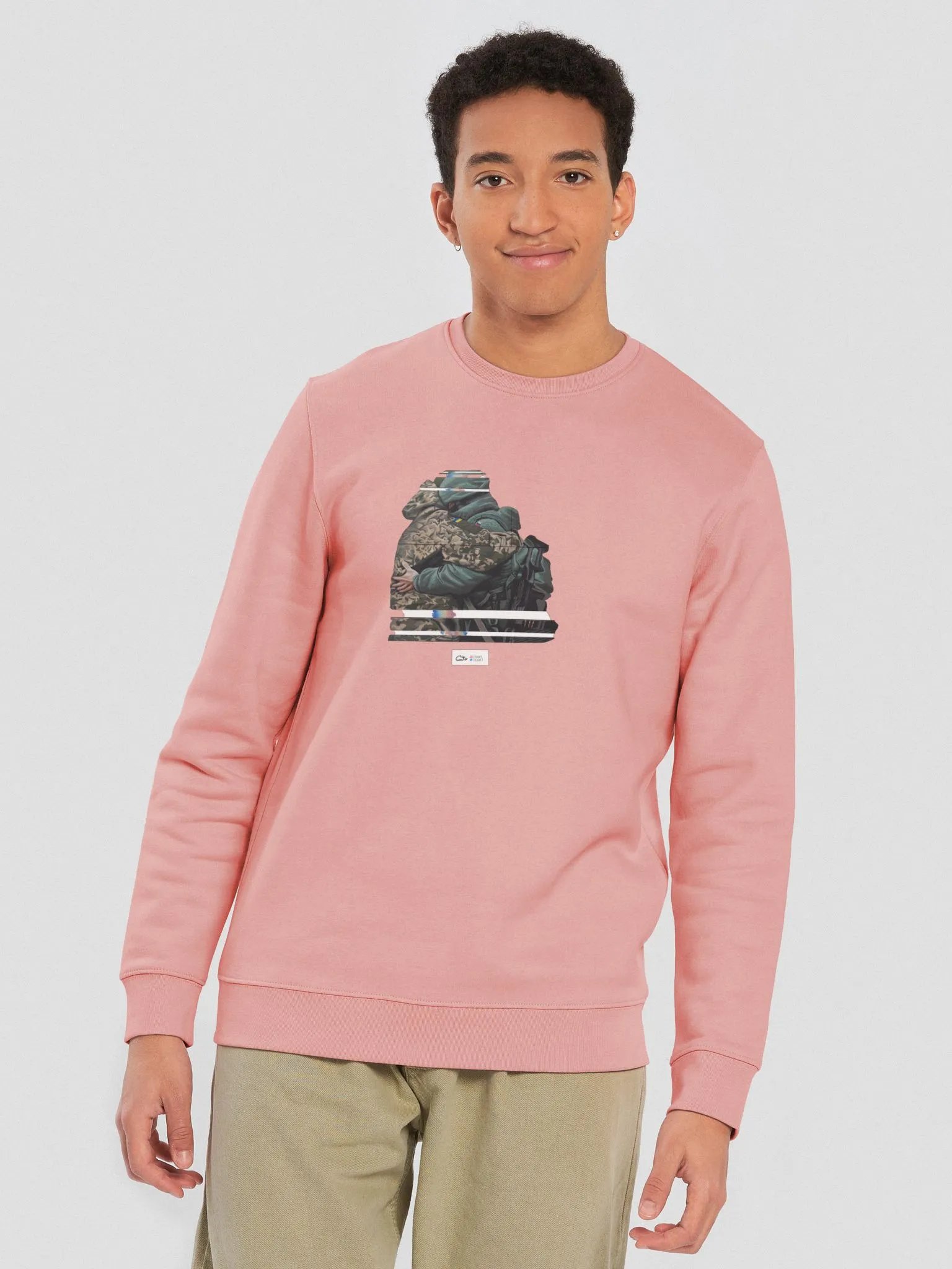 Soldiers Hugging product image (13)