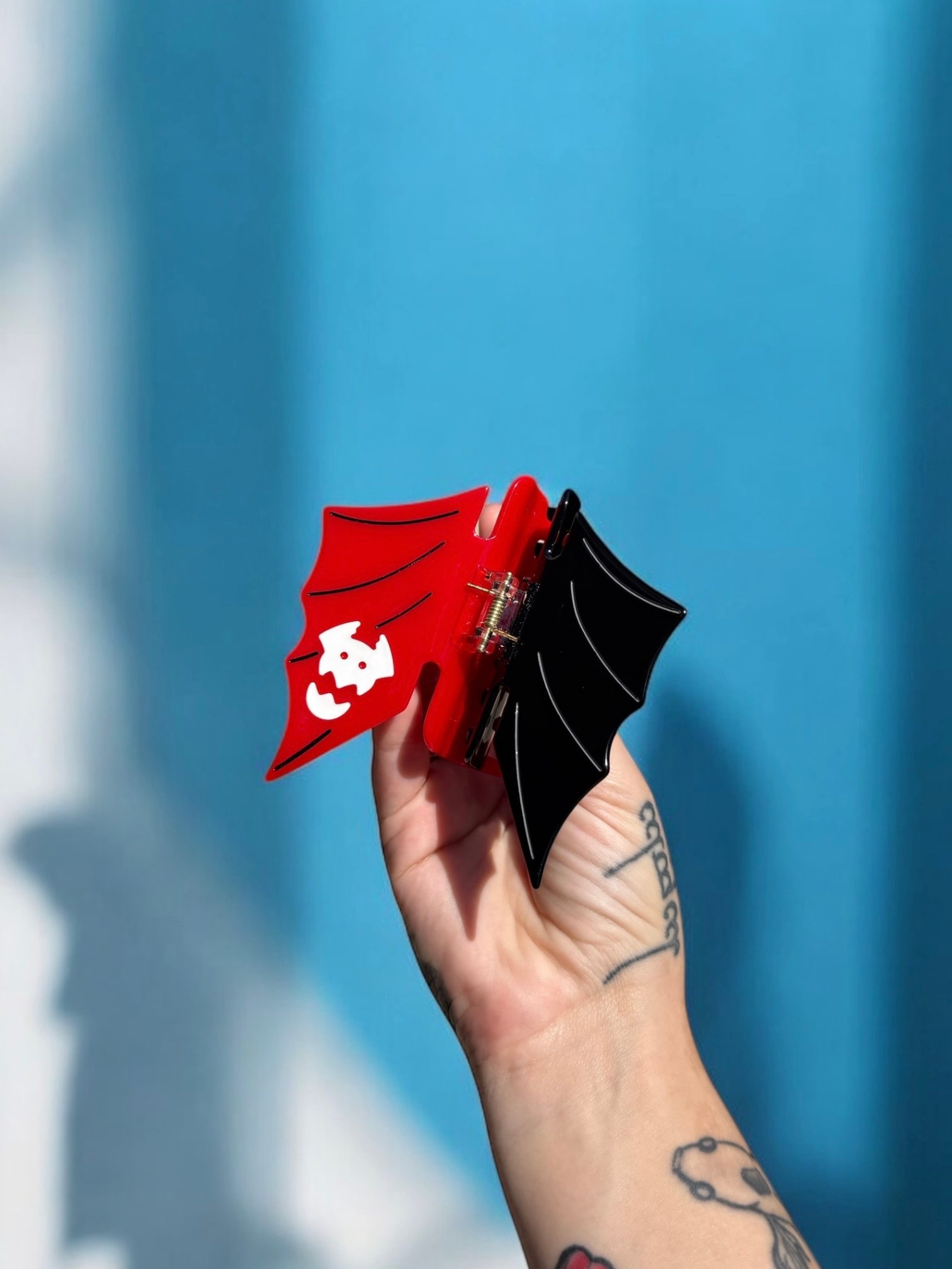 B-GRADE Toothless Tail Hair Claw product image (2)