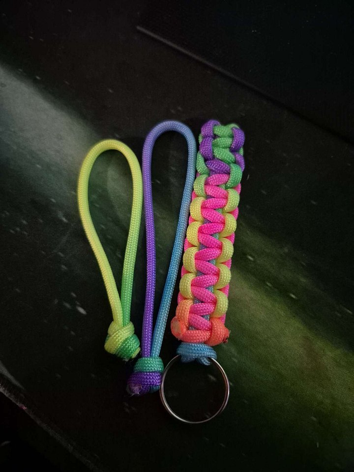 Paracord Key chains product image (2)