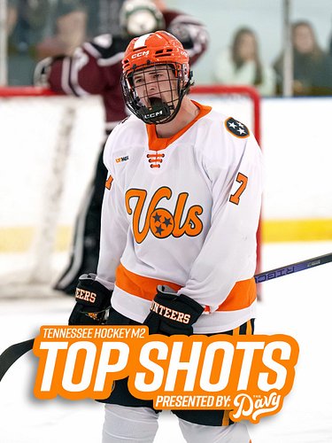 Top Shots: Week 4

Presented by @thedavyknox 

📸 @hanson.visuals & @ryanbeattyphoto 

#hockeytop | #thebuild