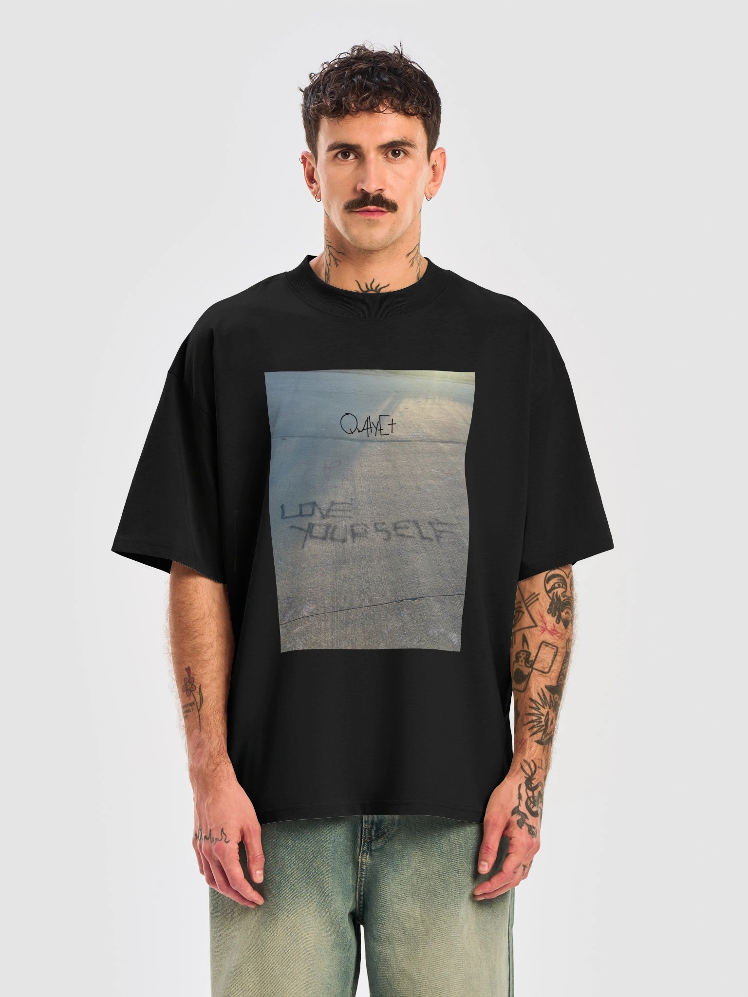 QWHYET LOVE YOURSELF oversized Tee product image (13)