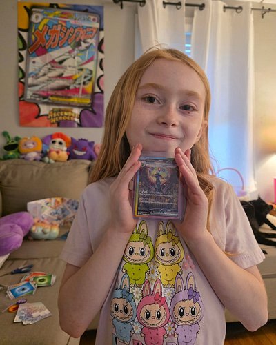 Absolutely insane night, never thought we would get our hands on a prismatic ETB, let alone what came in it but @cardcratetcg...
