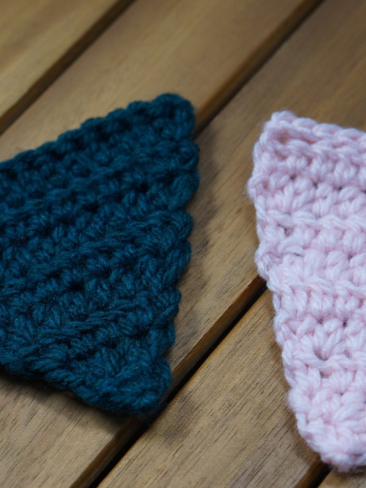 Half double crochet triangle 2 ways product image (1)
