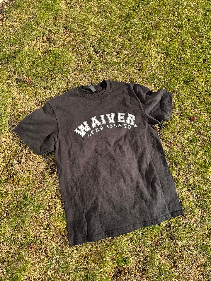 LONG ISLAND TEE product image (1)