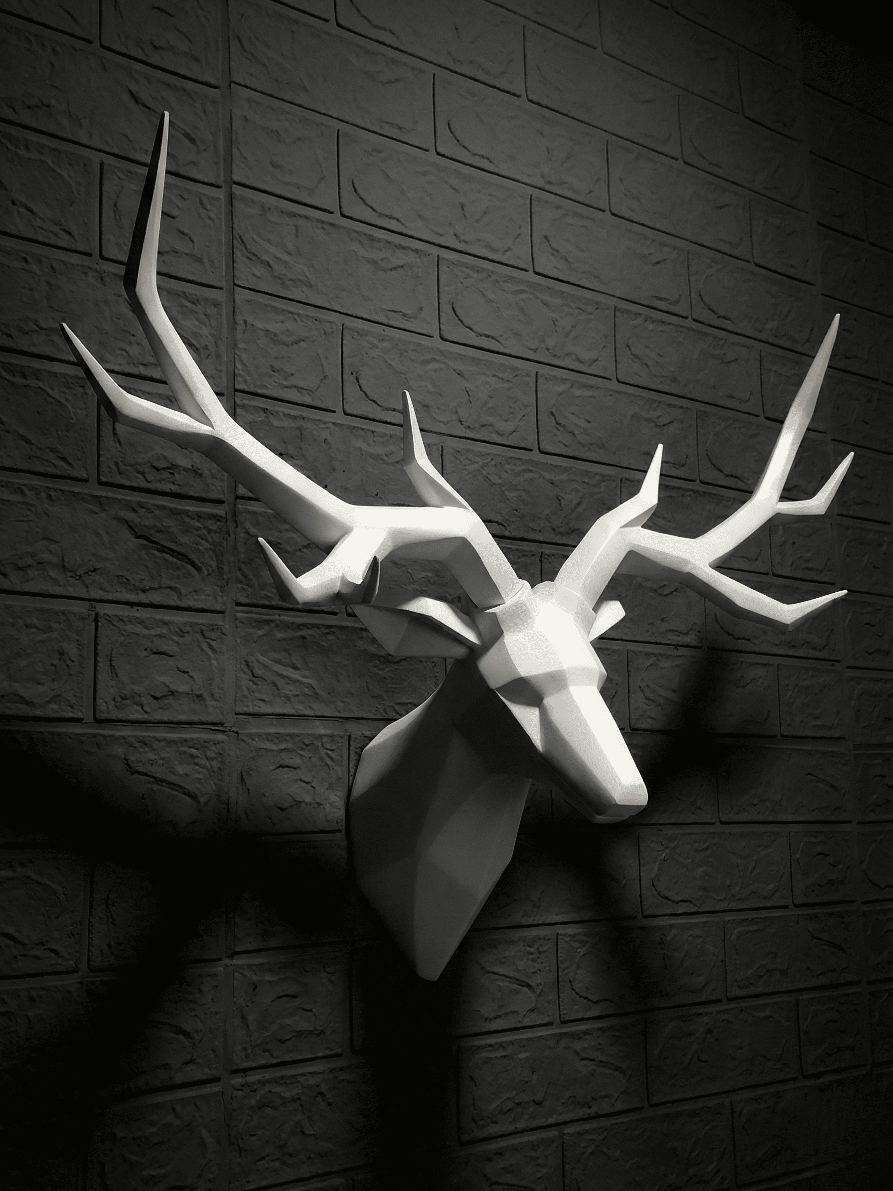 XL Modern Stag Wall Mount — Large Resin Deer Antler Sculpture product image (7)