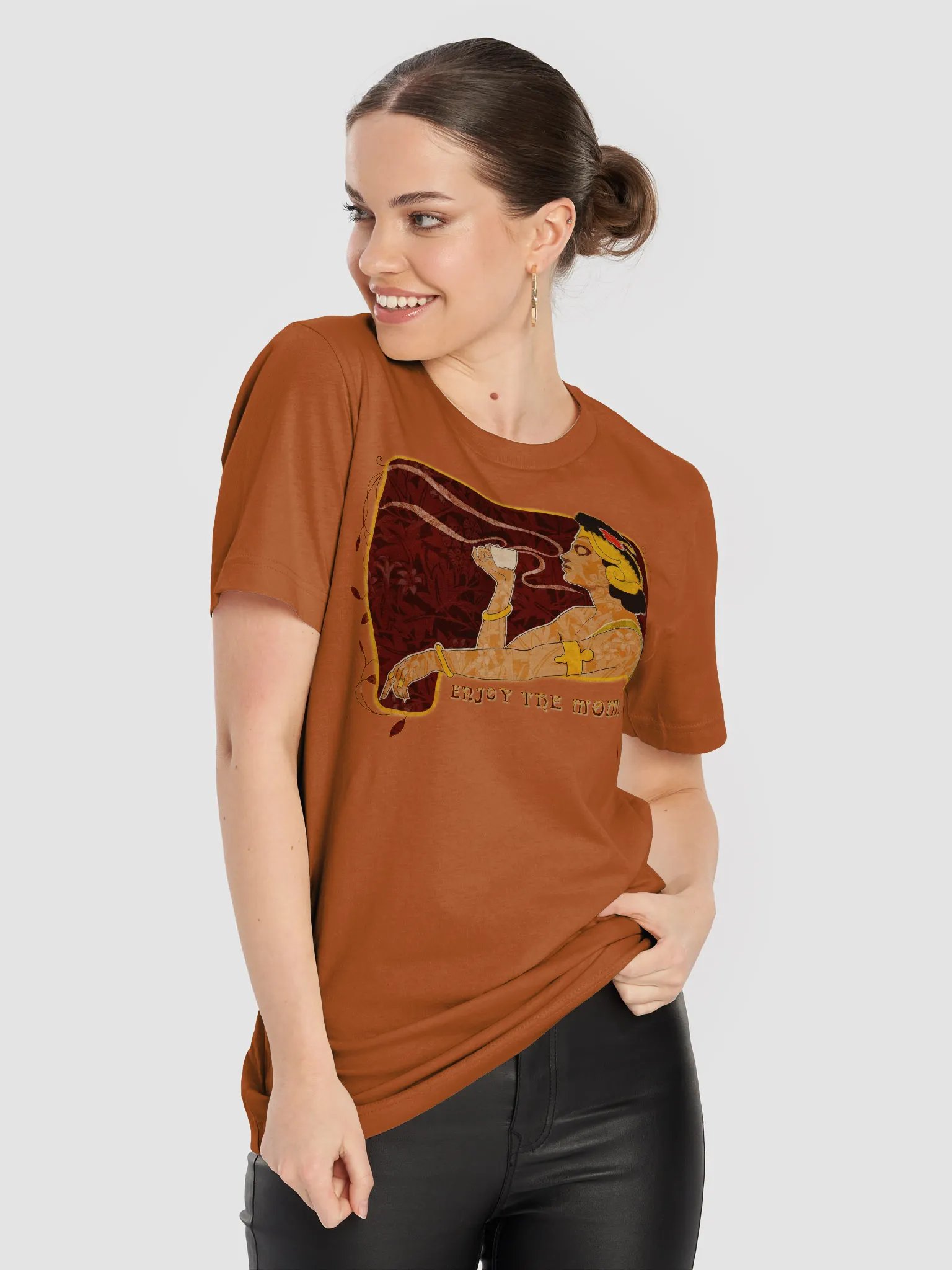 Vintage Elegance Coffee Time T-Shirt product image (4)
