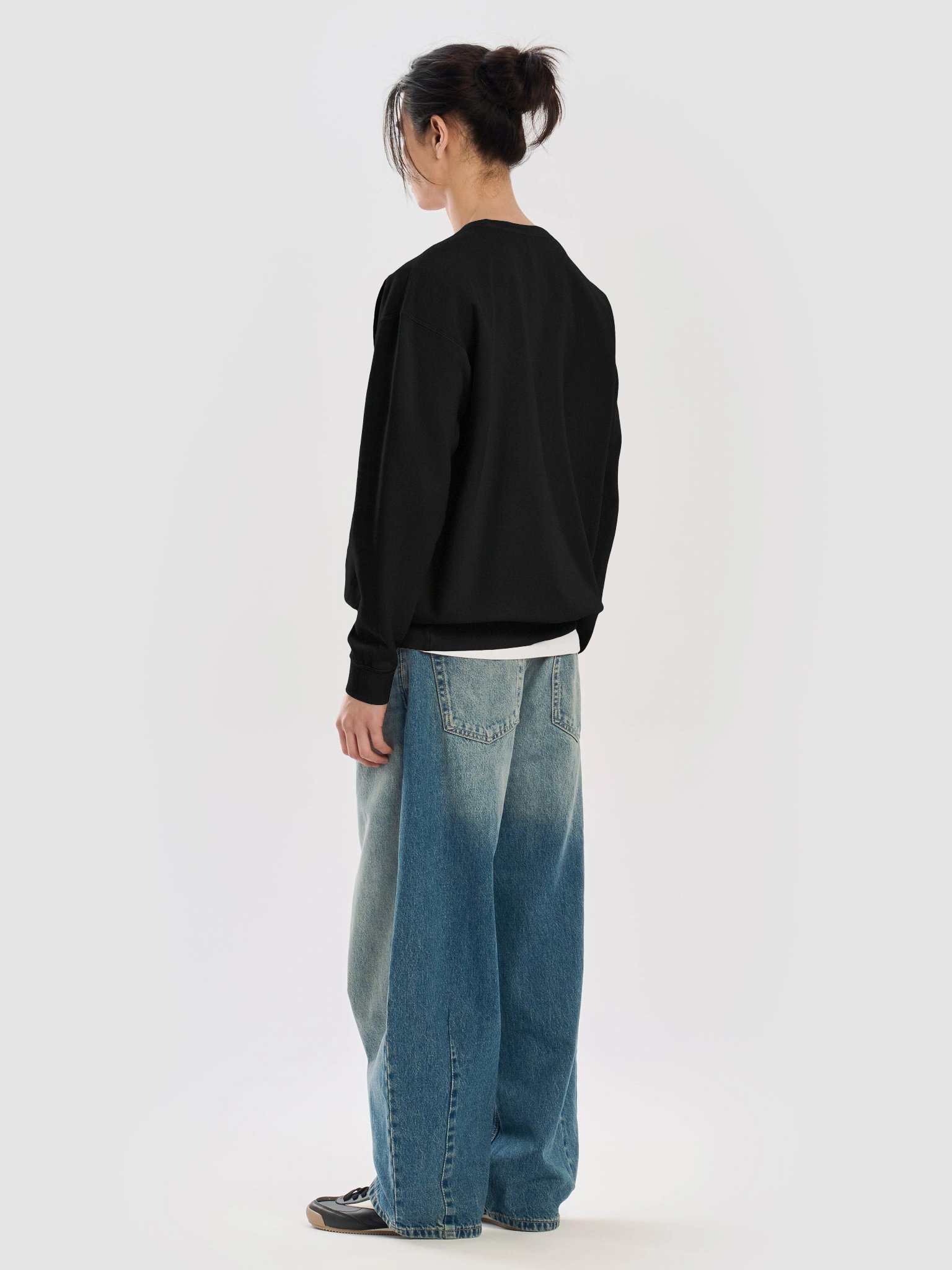 TYL Essentials Sweatshirt product image (8)