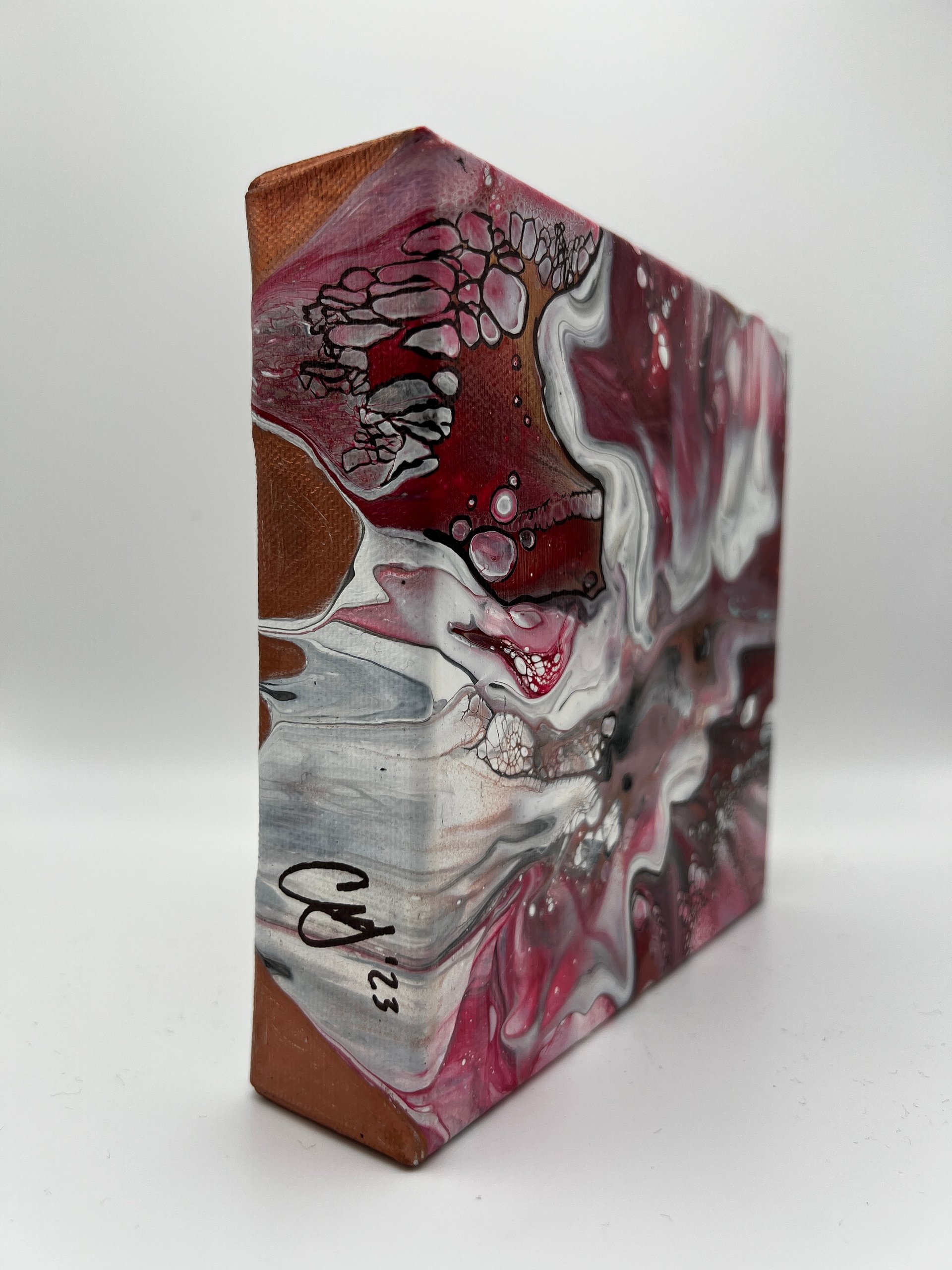 Golden product image (2)