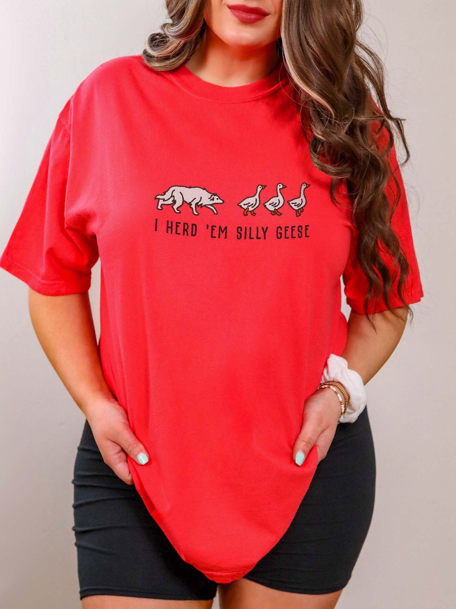 I Herd 'Em Silly Geese T-Shirt(Embroidered) of a Border Collie(White) product image (2)