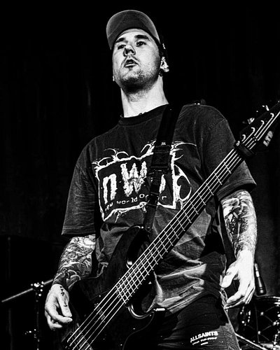 Davey fucking belongs here.

First show with Abandon All Hope, and the bastard looked like he'd been doing it for twenty year...