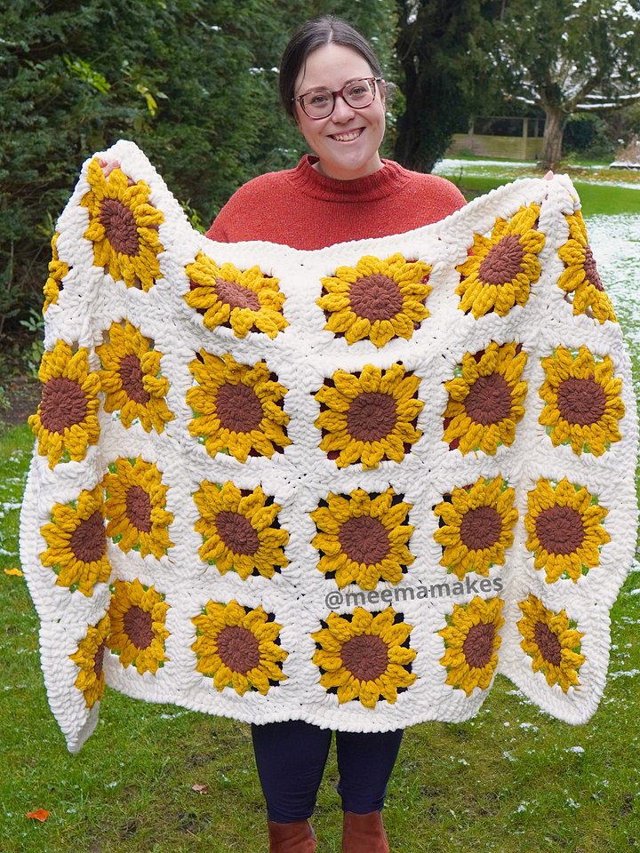 Sunflower Squish Blanket/Rug Pattern product image (1)