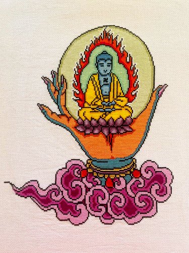 a finish from tester @kmvincent90! this pattern is a part of the the guanyin mudras i've been working on, i hope to release a...