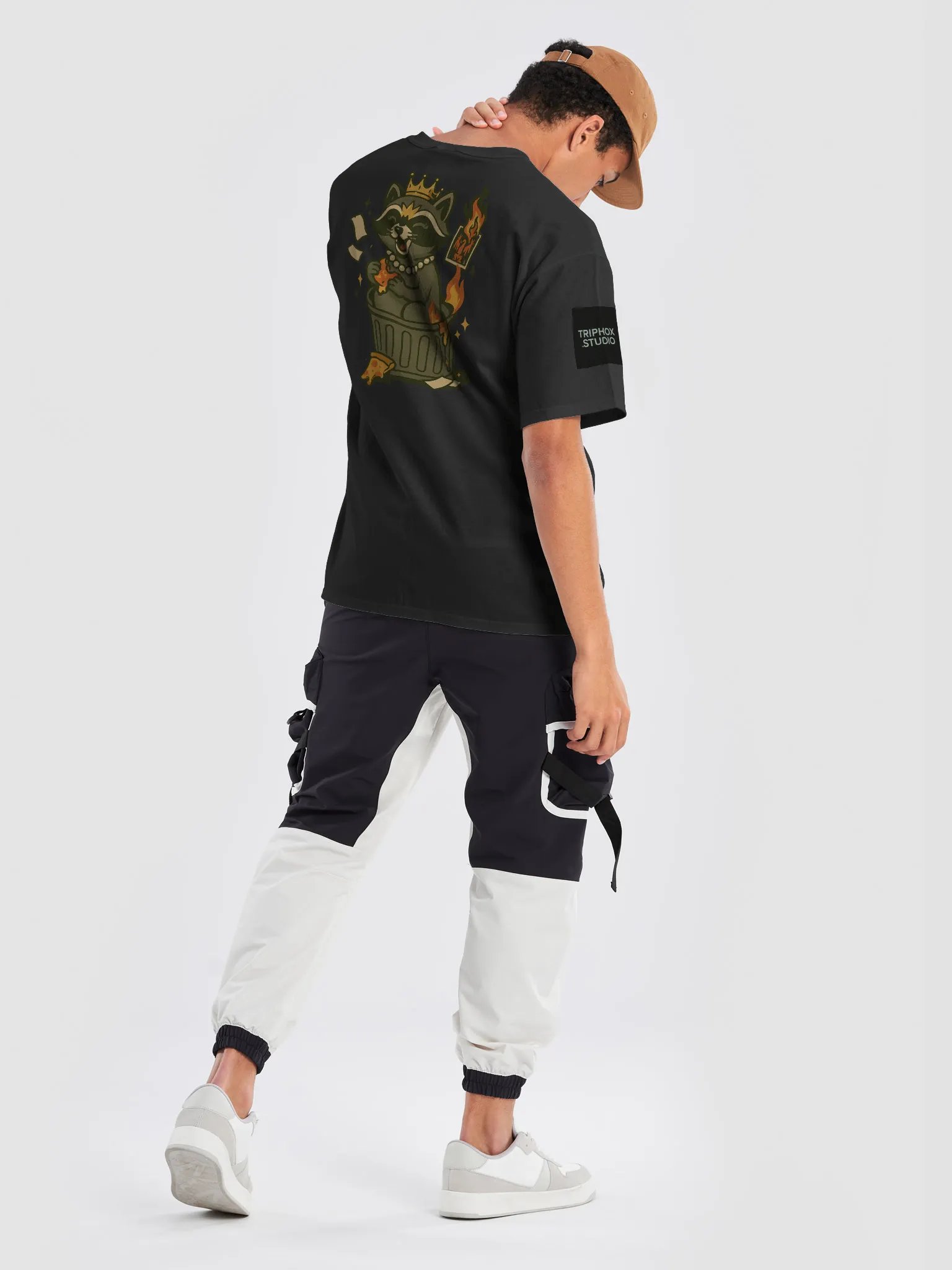 Dumpster Royalty Tee – by TRIPHOX.STUDIO product image (39)
