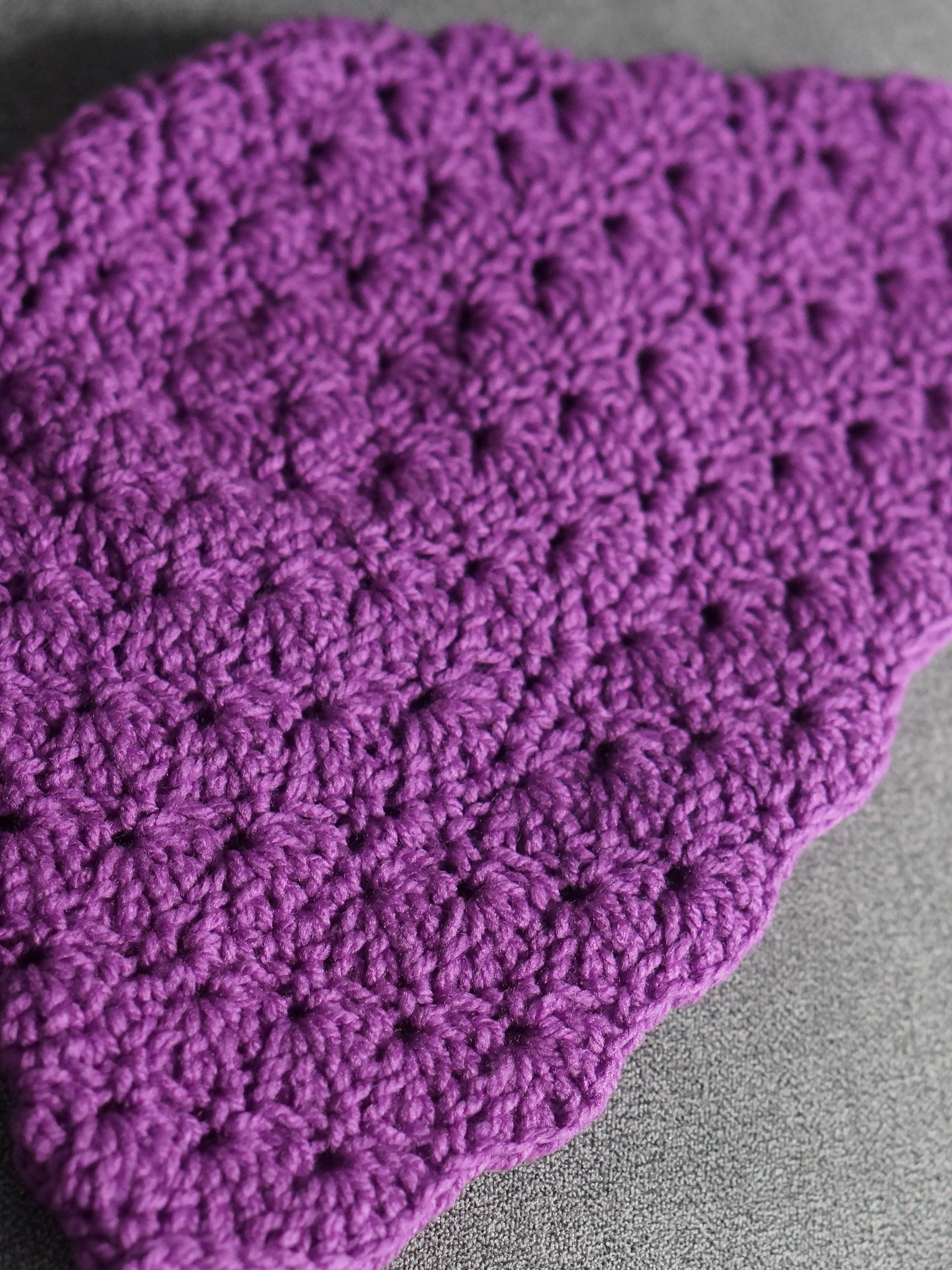 Shell stitch bucket hat crochet pattern product image (6)