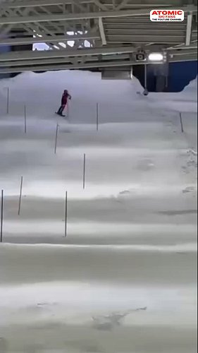 Our Paul Graller 🇦🇹 - slalom training at SNØ skisenter #juniorstochampions #weareskiing @atomicski