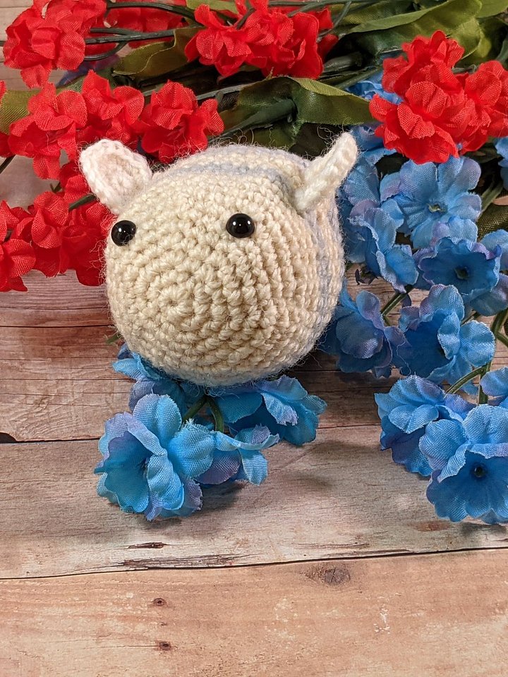 [PRE-ORDER] Ghost Bee Plush product image (2)