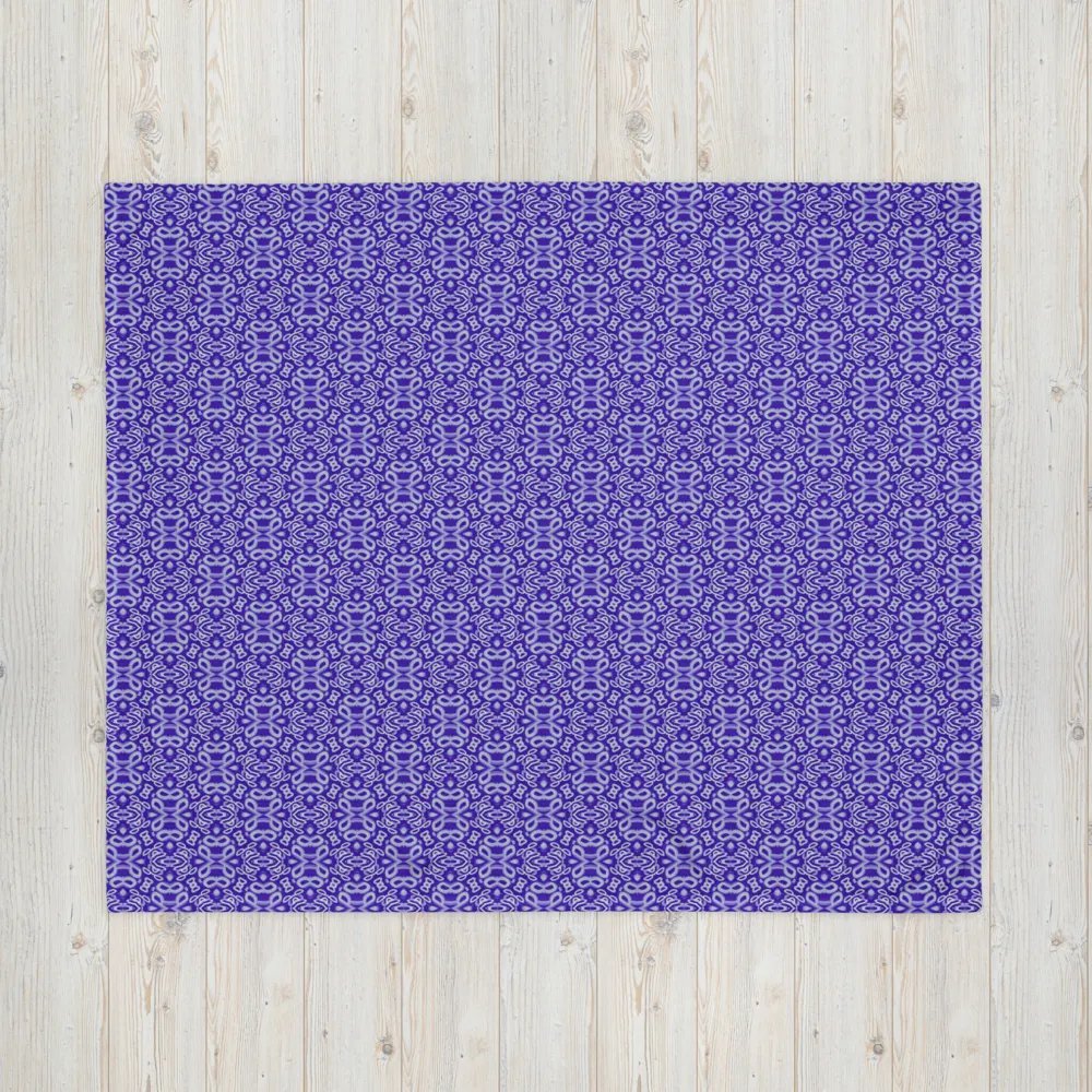 Elegant Purple & White Seamless Patterned Throw Blanket product image (5)