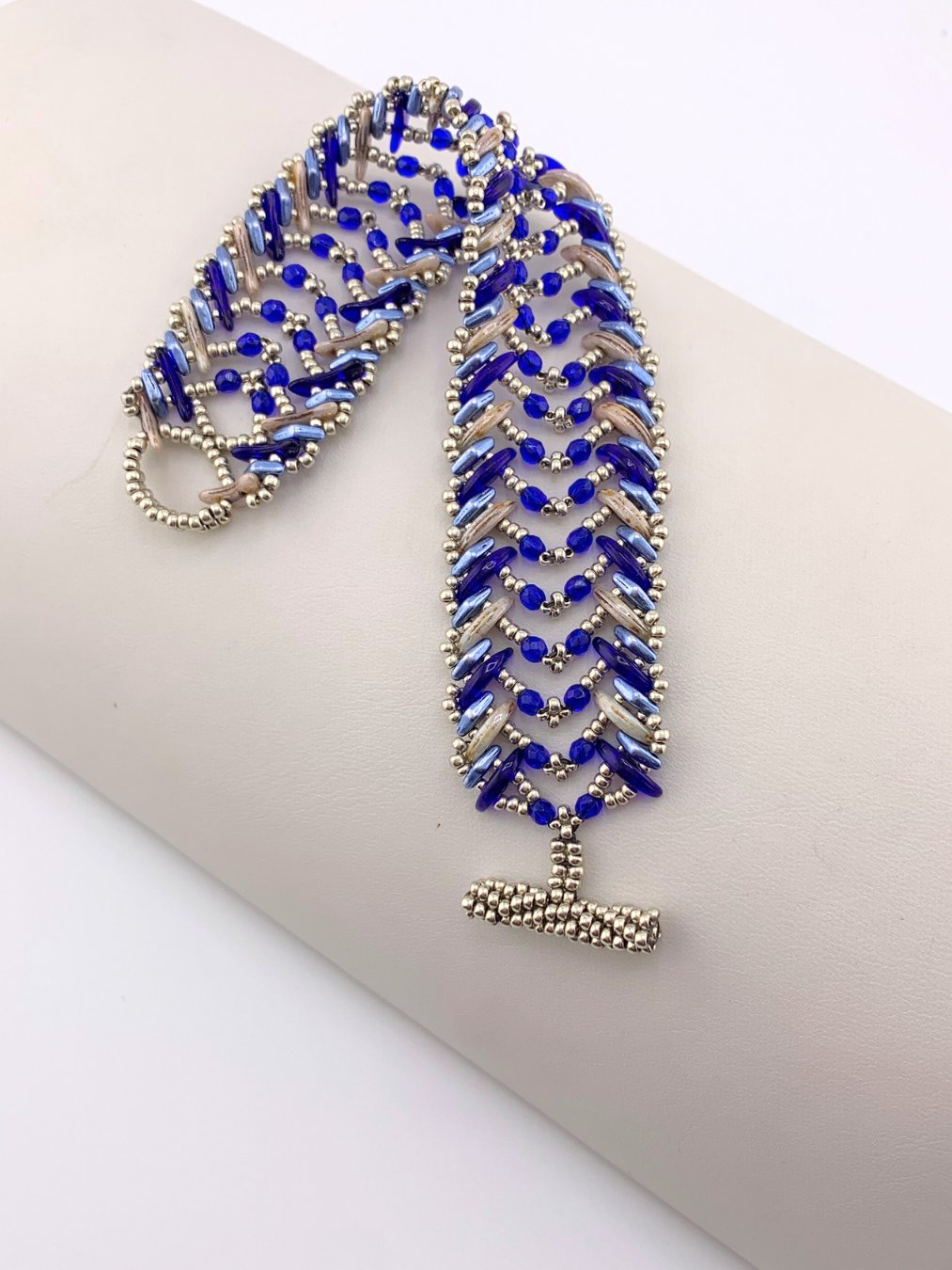 Mata Hari Beaded Crescent Bracelet - Blue product image (4)